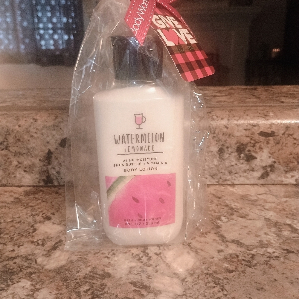 Bath & Body Works Watermelon Lemonade Body Lotion New